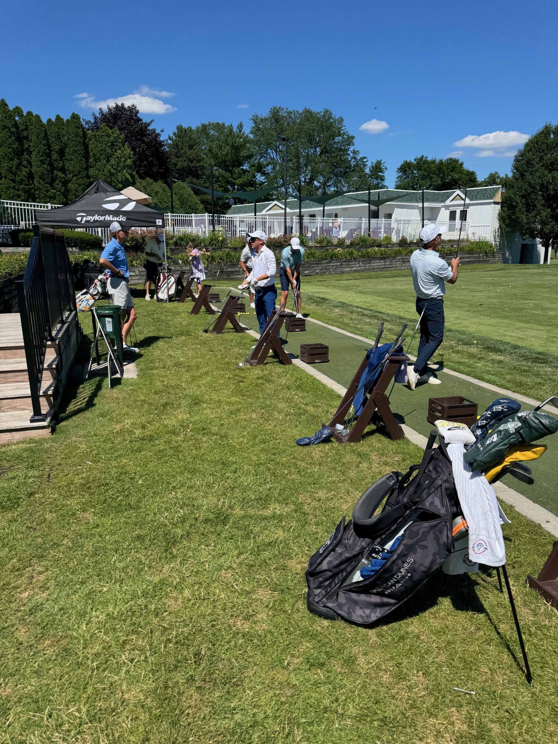 BE3381E7-6F38-4433-933A-887B1ED21420