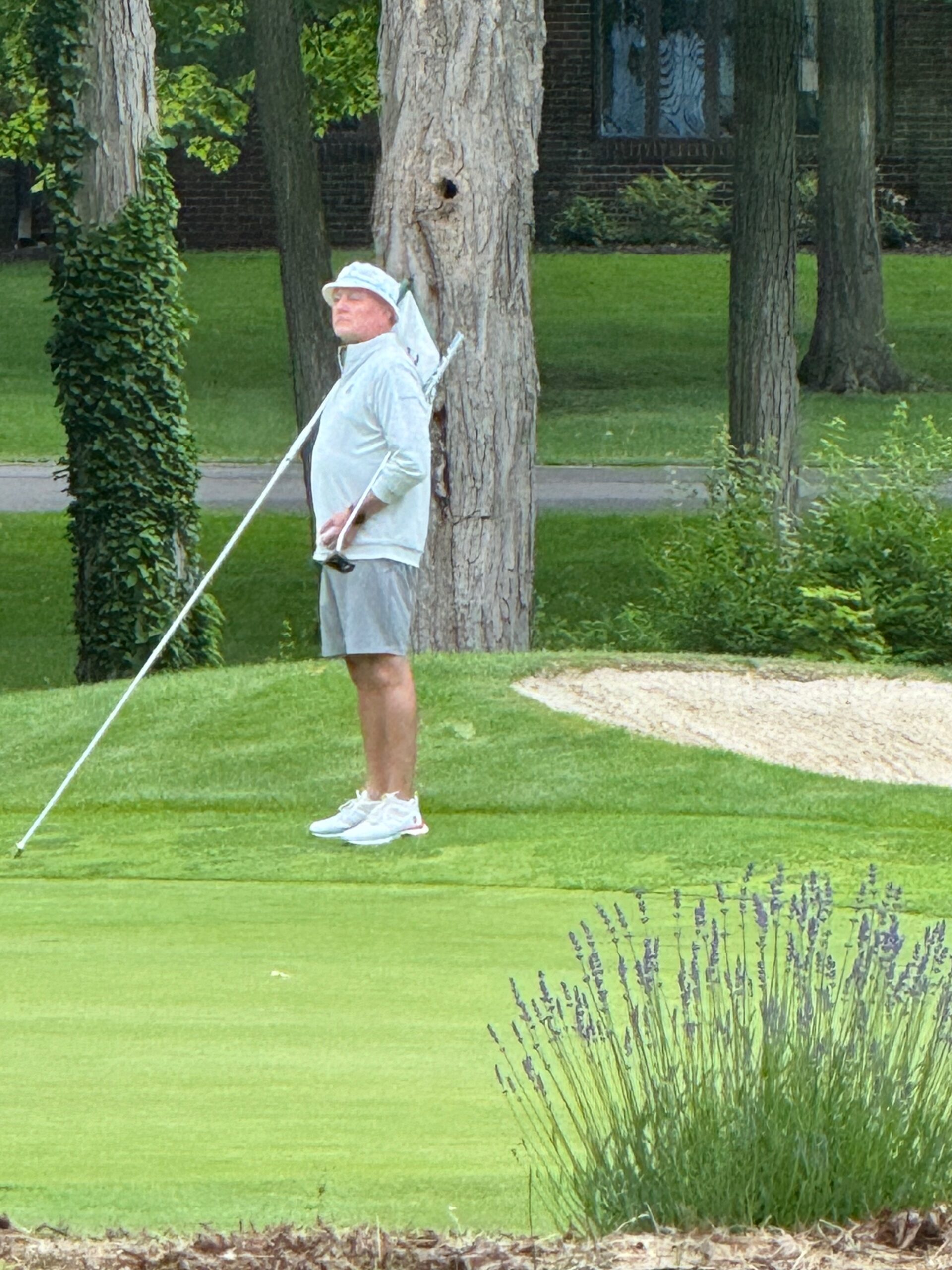 C04AE2A9-4478-4245-87B7-7F191581F4DA